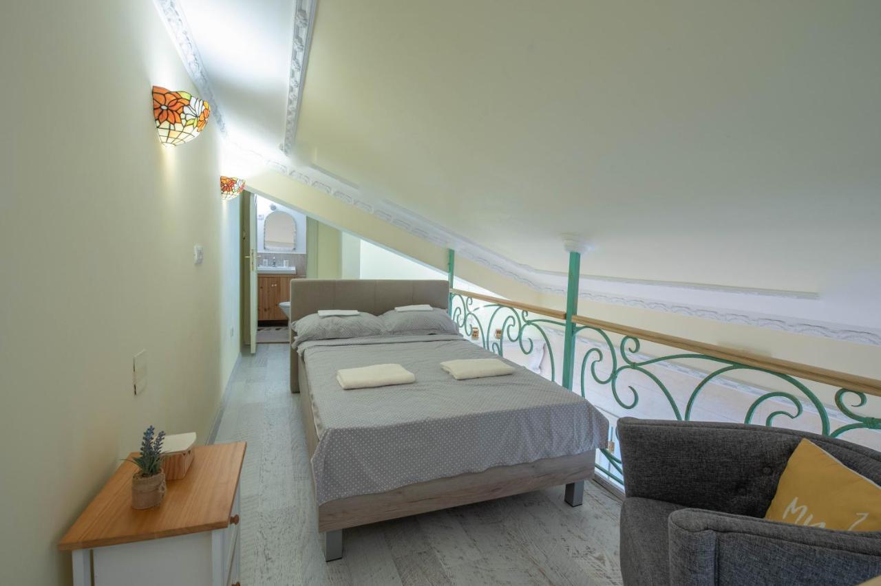 Ferienwohnung Rhizon Risan Exterior foto